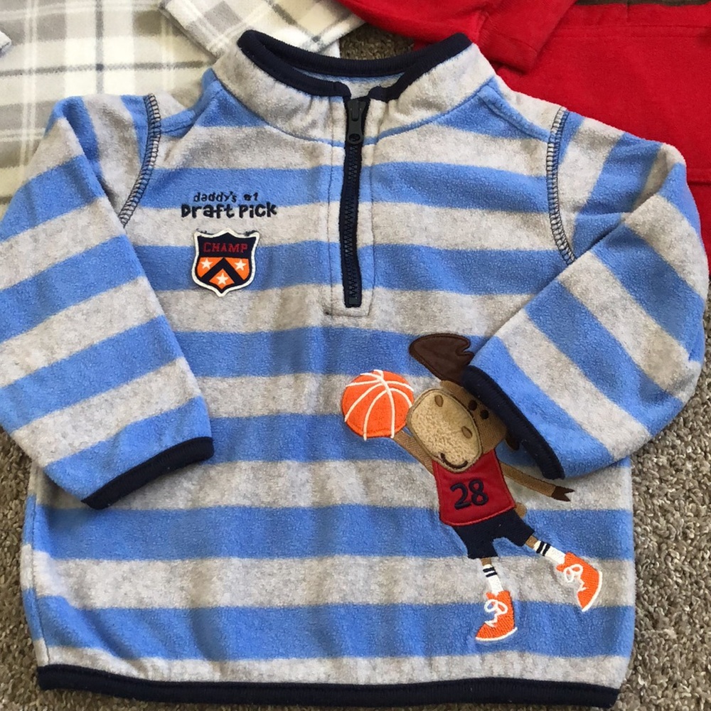 Carters sweaters bundle - Picture 4 of 7